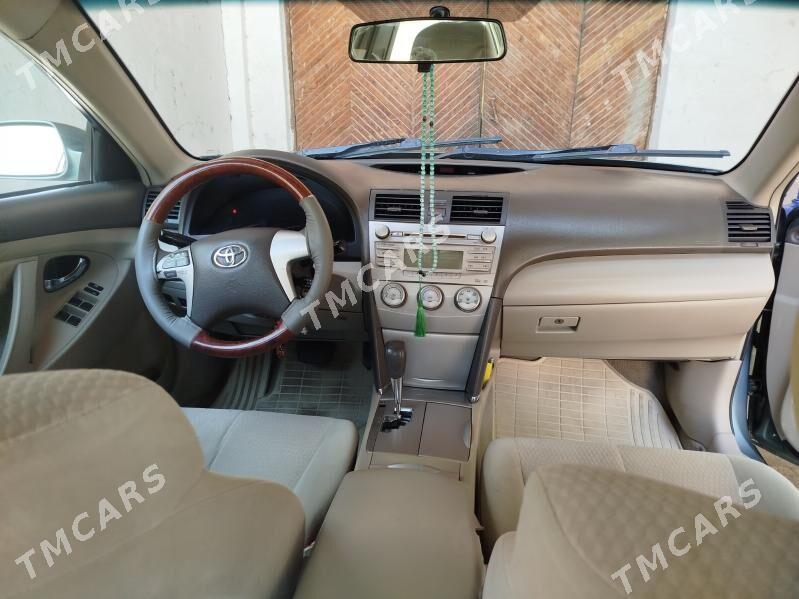 Toyota Camry 2010 - 167 000 TMT - Mary - img 2