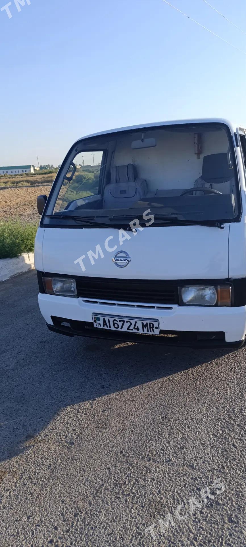 Nissan Urvan 1999 - 48 000 TMT - Mary - img 4