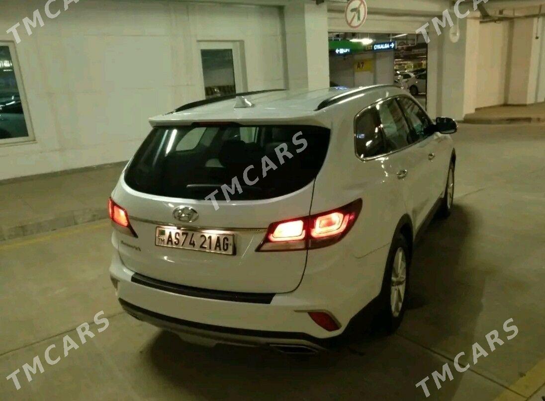 Hyundai Santa Fe 2017 - 300 000 TMT - Ким район - img 5