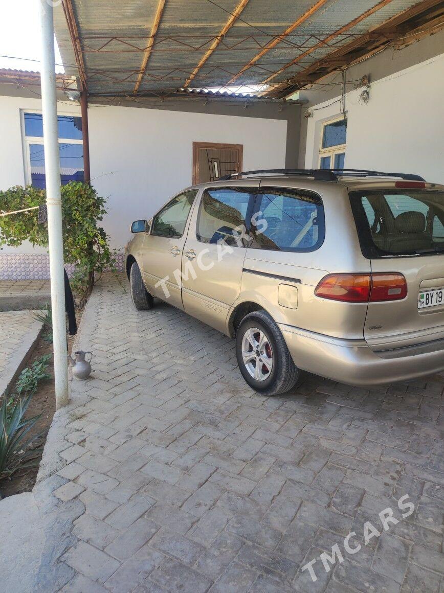 Toyota Sienna 2000 - 145 000 TMT - Baýramaly - img 2