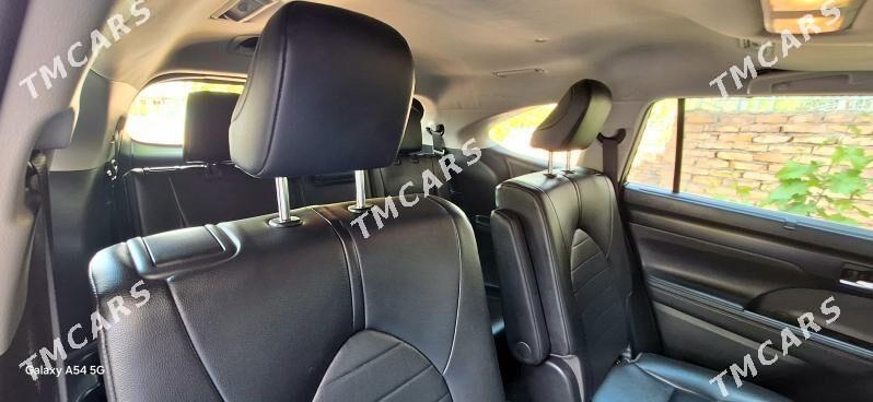 Toyota Highlander 2020 - 500 000 TMT - Seýdi - img 2