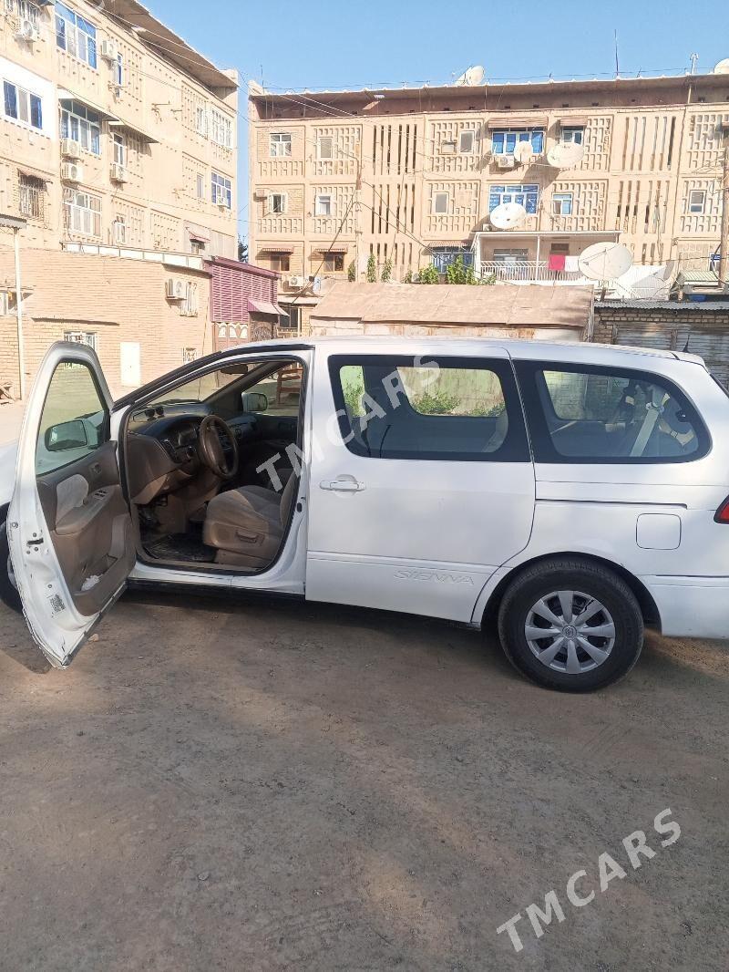 Toyota Sienna 1999 - 140 000 TMT - Мары - img 3