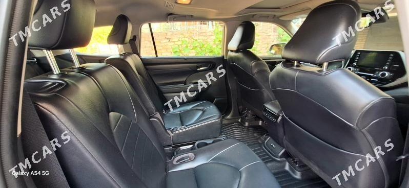 Toyota Highlander 2020 - 500 000 TMT - Seýdi - img 3
