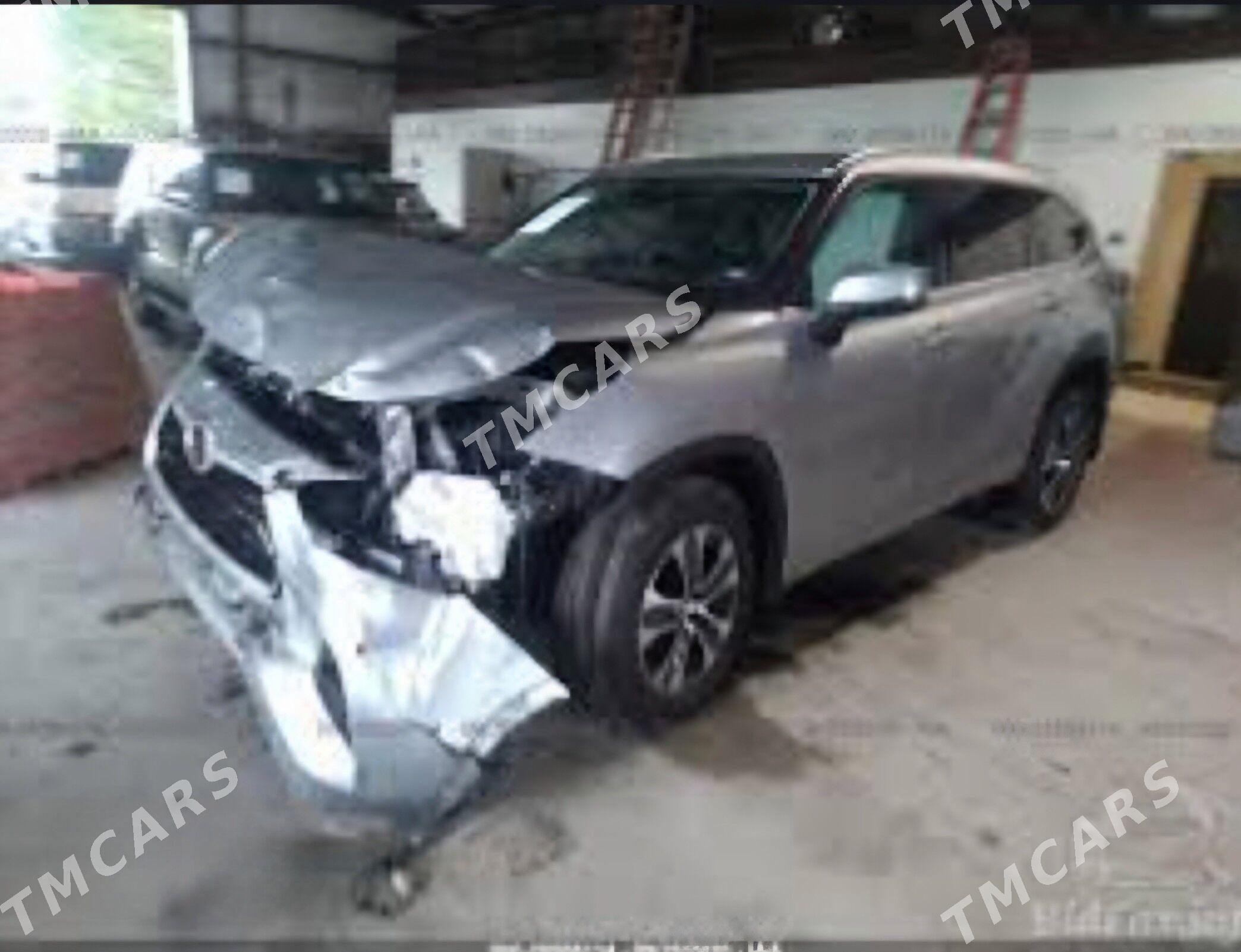Toyota Highlander 2020 - 500 000 TMT - Seýdi - img 5