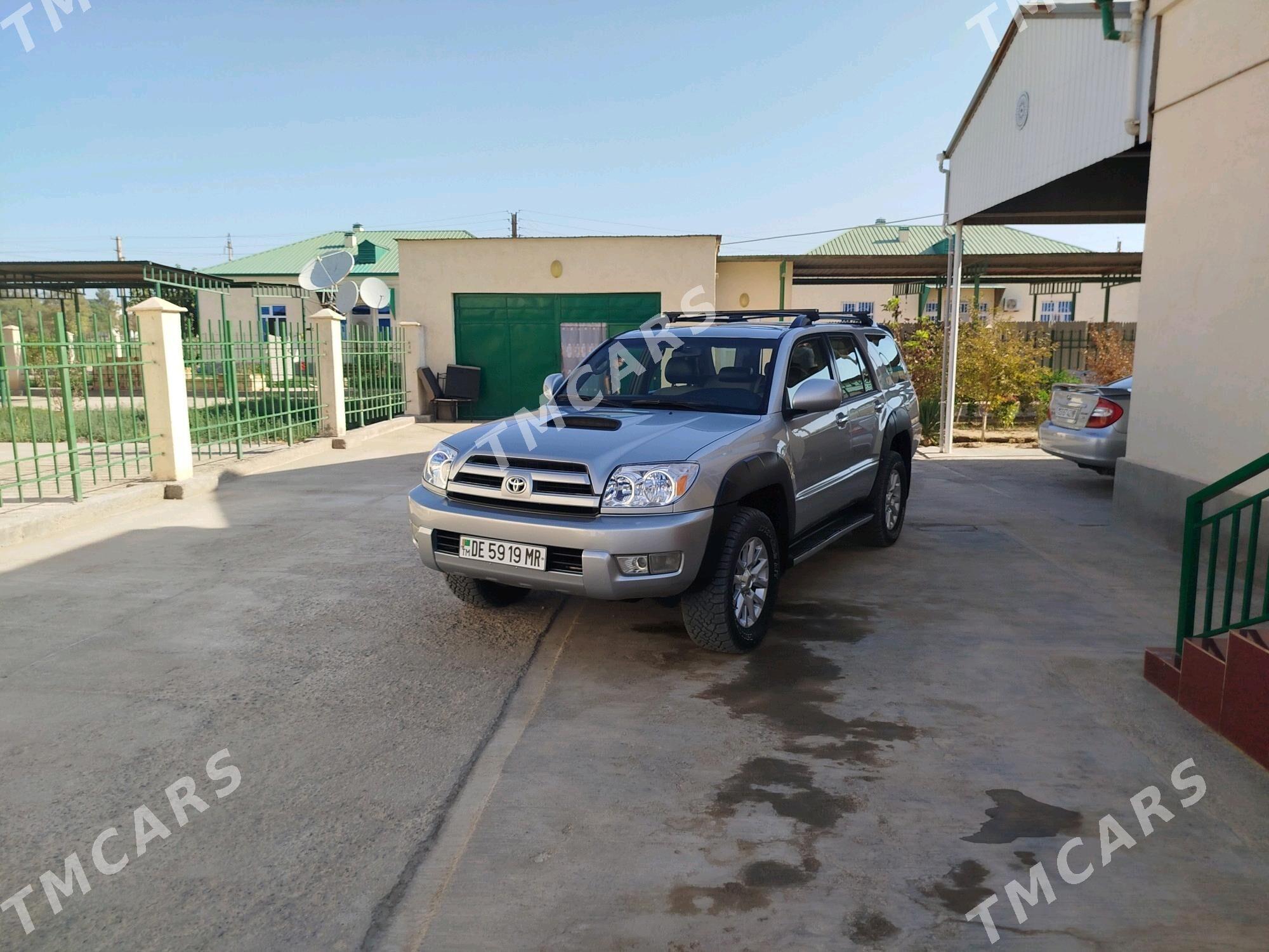 Toyota 4Runner 2003 - 260 000 TMT - Мары - img 2