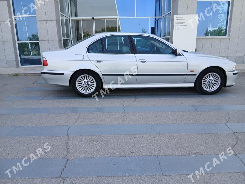 BMW E39 2000 - 92 000 TMT - Hitrowka - img 4
