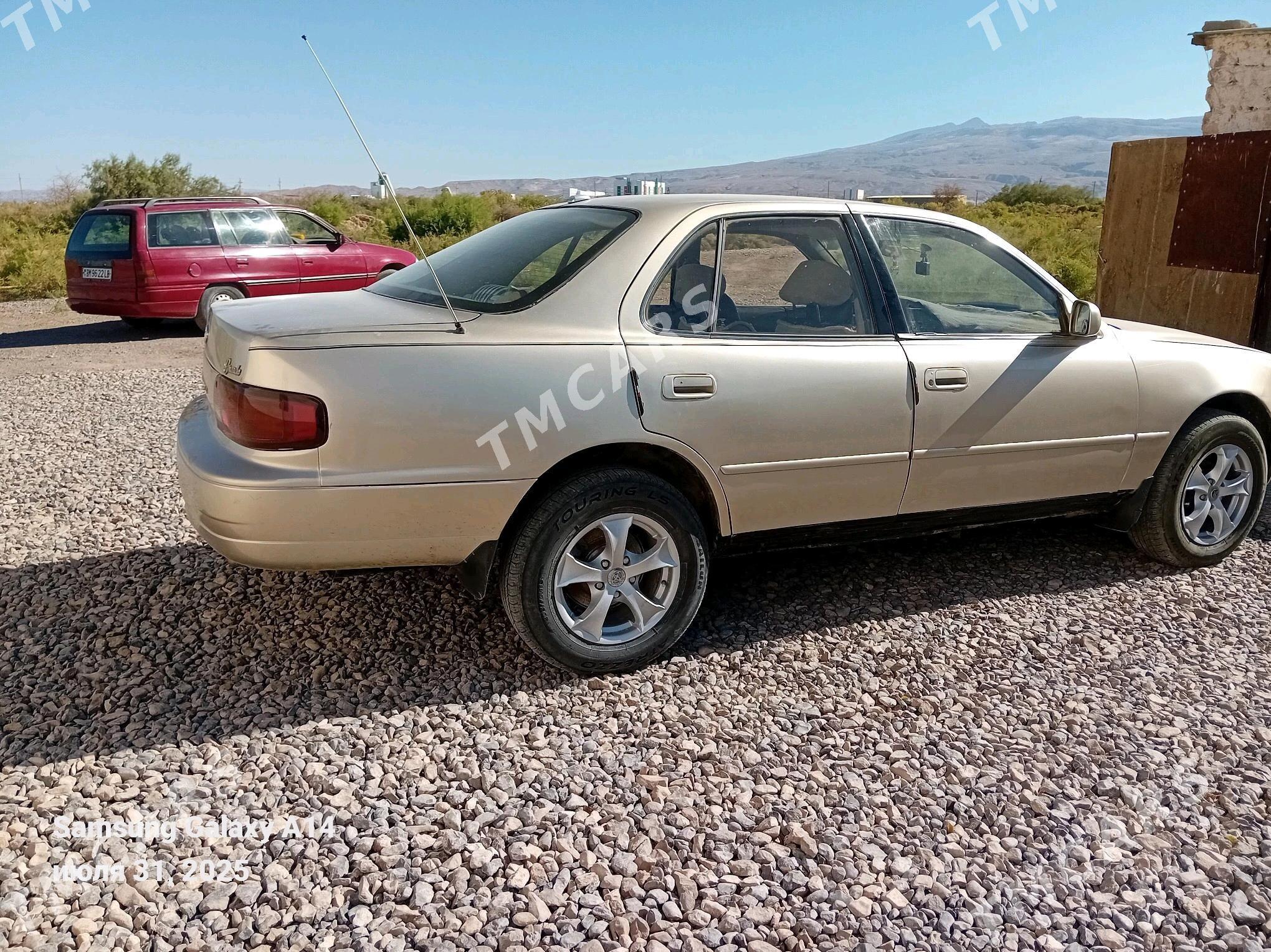 Toyota Camry 1995 - 65 000 TMT - Köýtendag - img 3