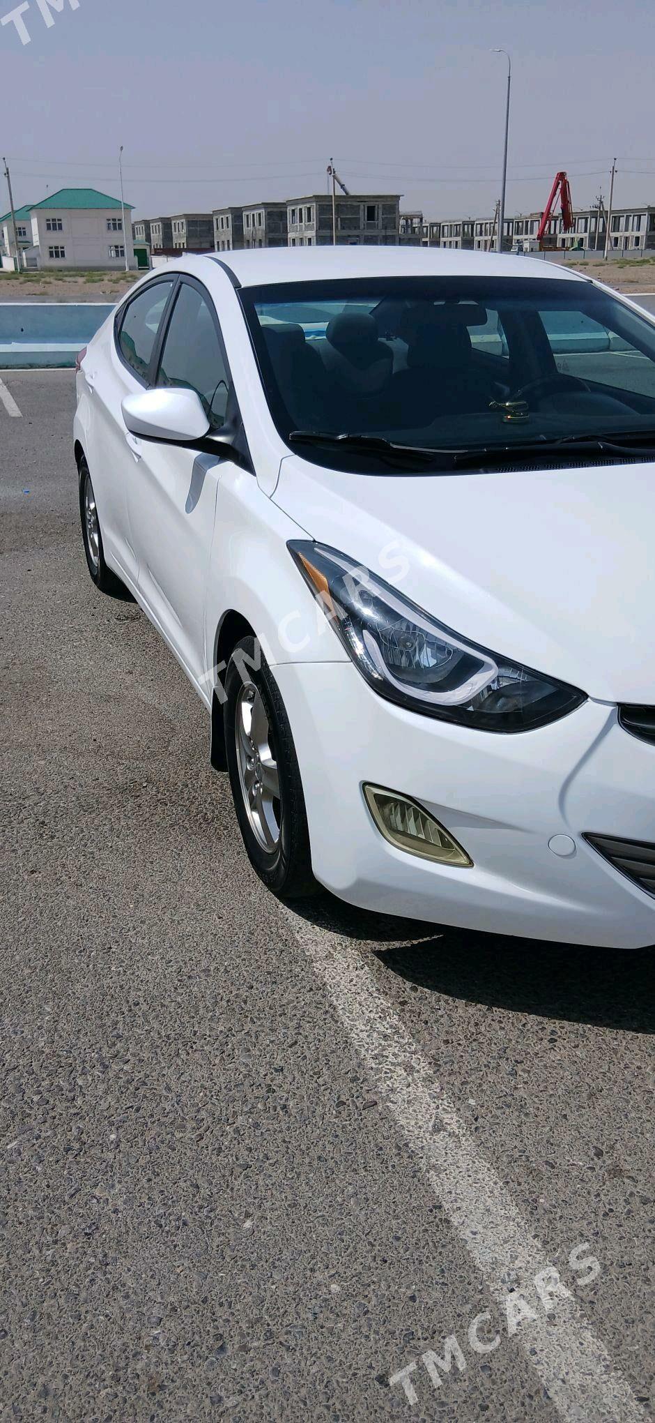 Hyundai Elantra 2011 - 150 000 TMT - Кипджак - img 6