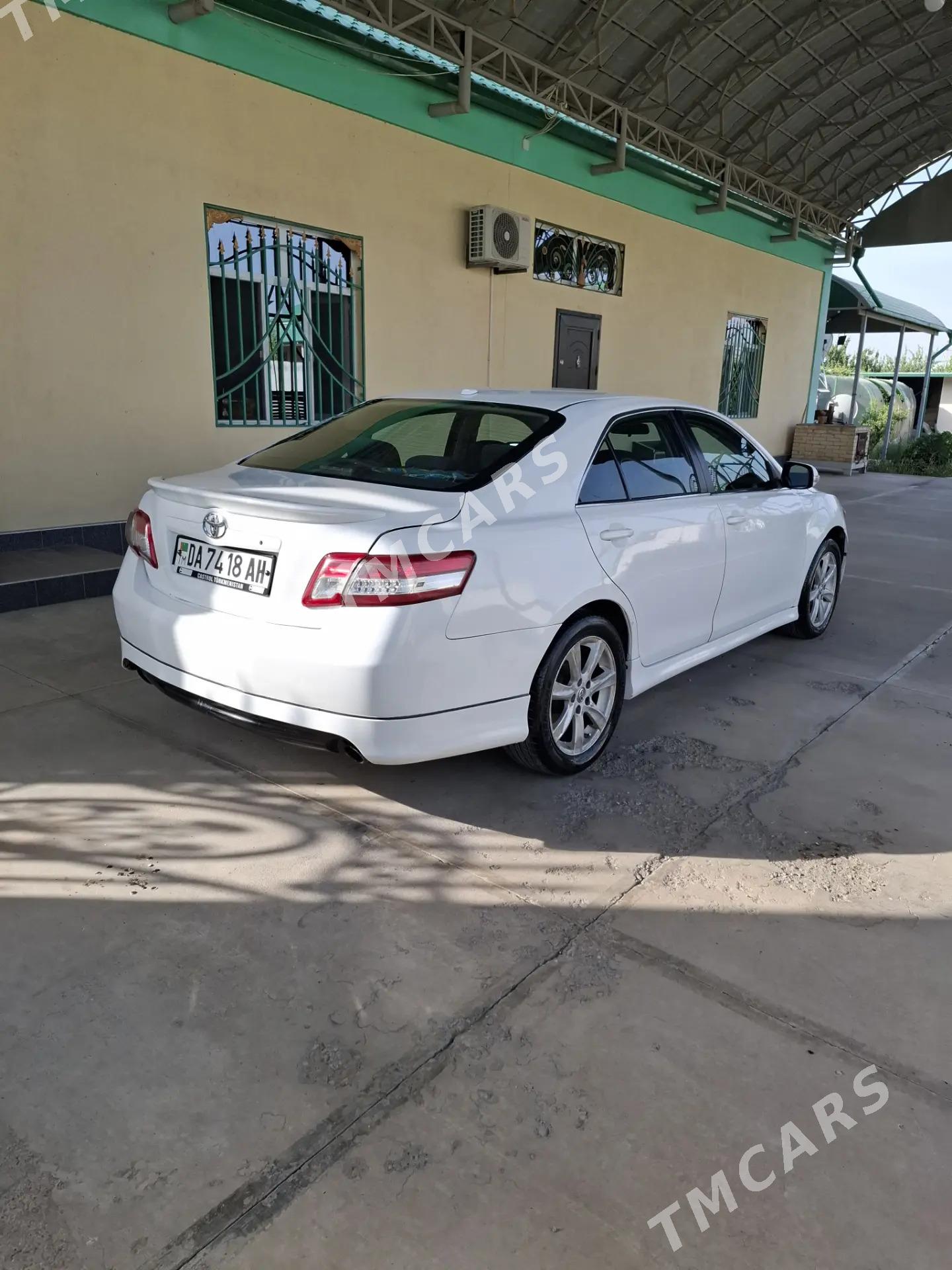Toyota Camry 2011 - 195 000 TMT - Aşgabat - img 3