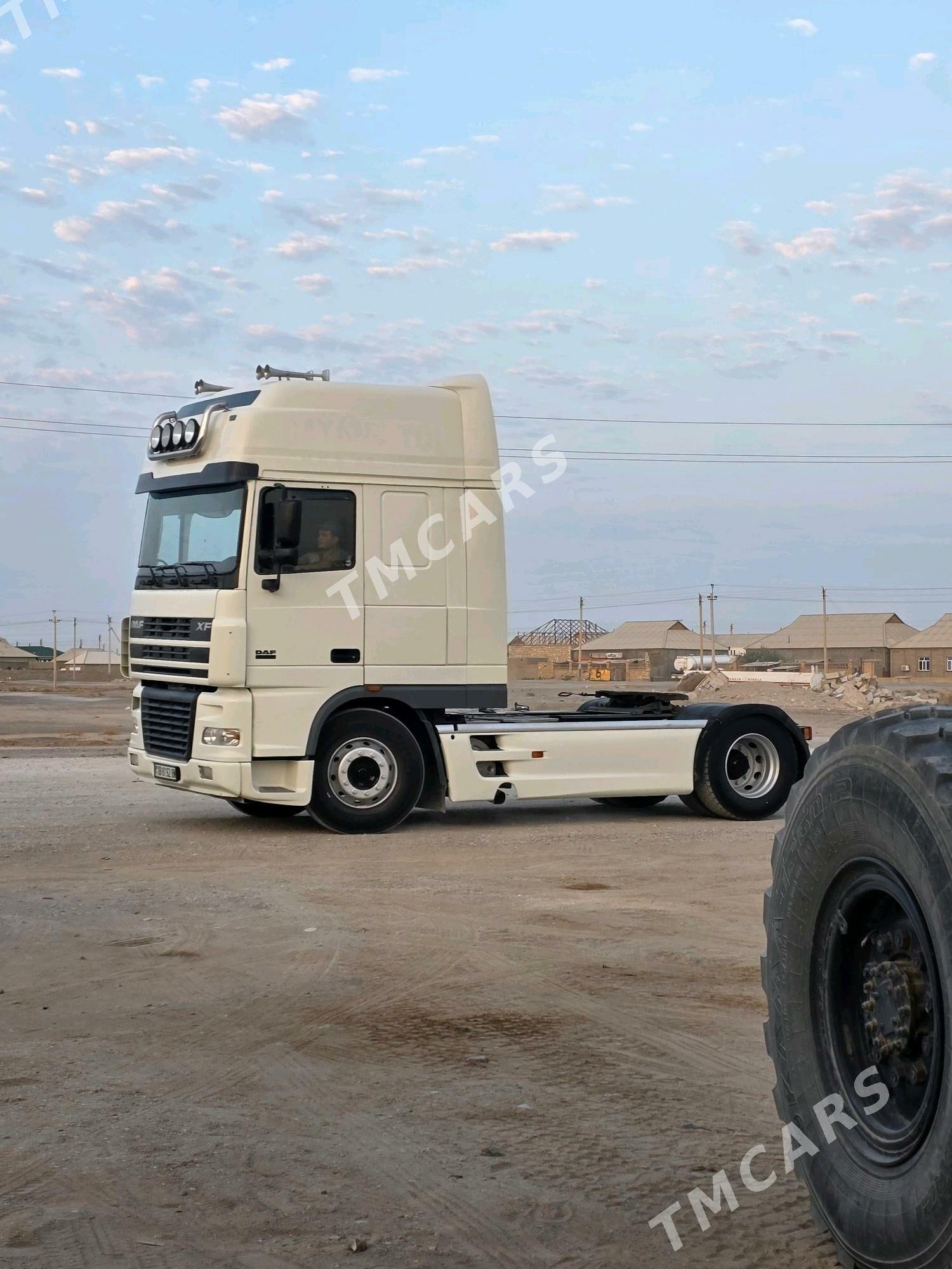 DAF FX 95 2003 - 580 000 TMT - Гумдаг - img 3