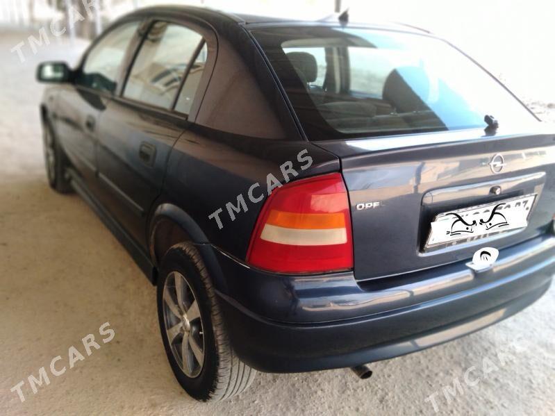 Opel Astra 2002 - 79 000 TMT - Гурбансолтан Едже - img 3