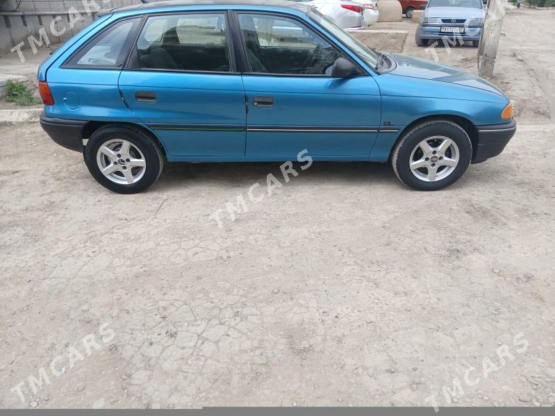 Opel Astra 1993 - 46 000 TMT - Дашогуз - img 5