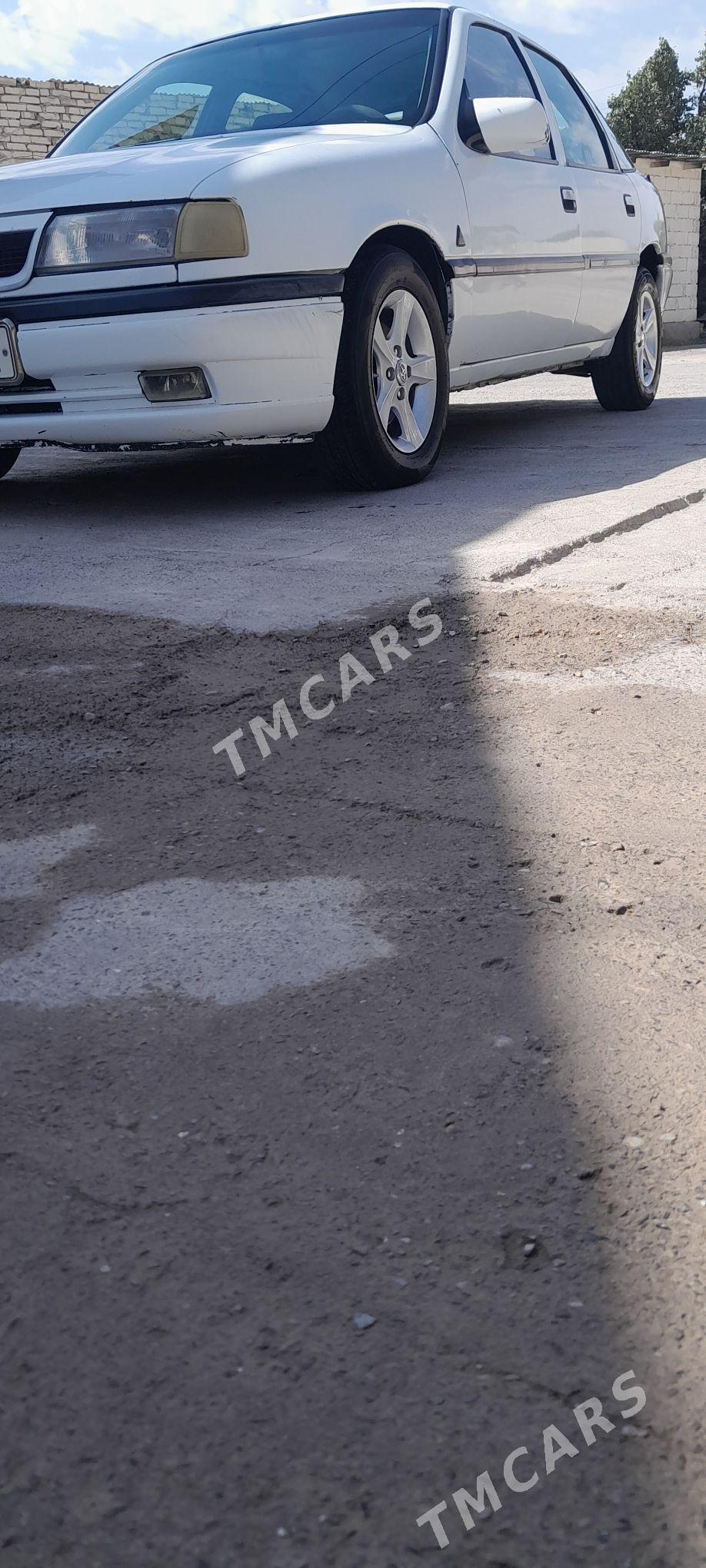 Opel Vectra 1993 - 33 000 TMT - Кака - img 2