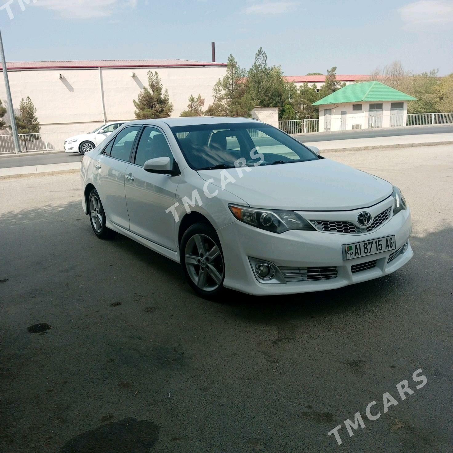 Toyota Camry 2012 - 210 000 TMT - 10 мкр - img 6