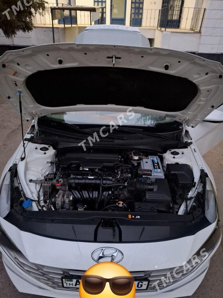 Hyundai Elantra 2021 - 239 000 TMT - Ашхабад - img 7