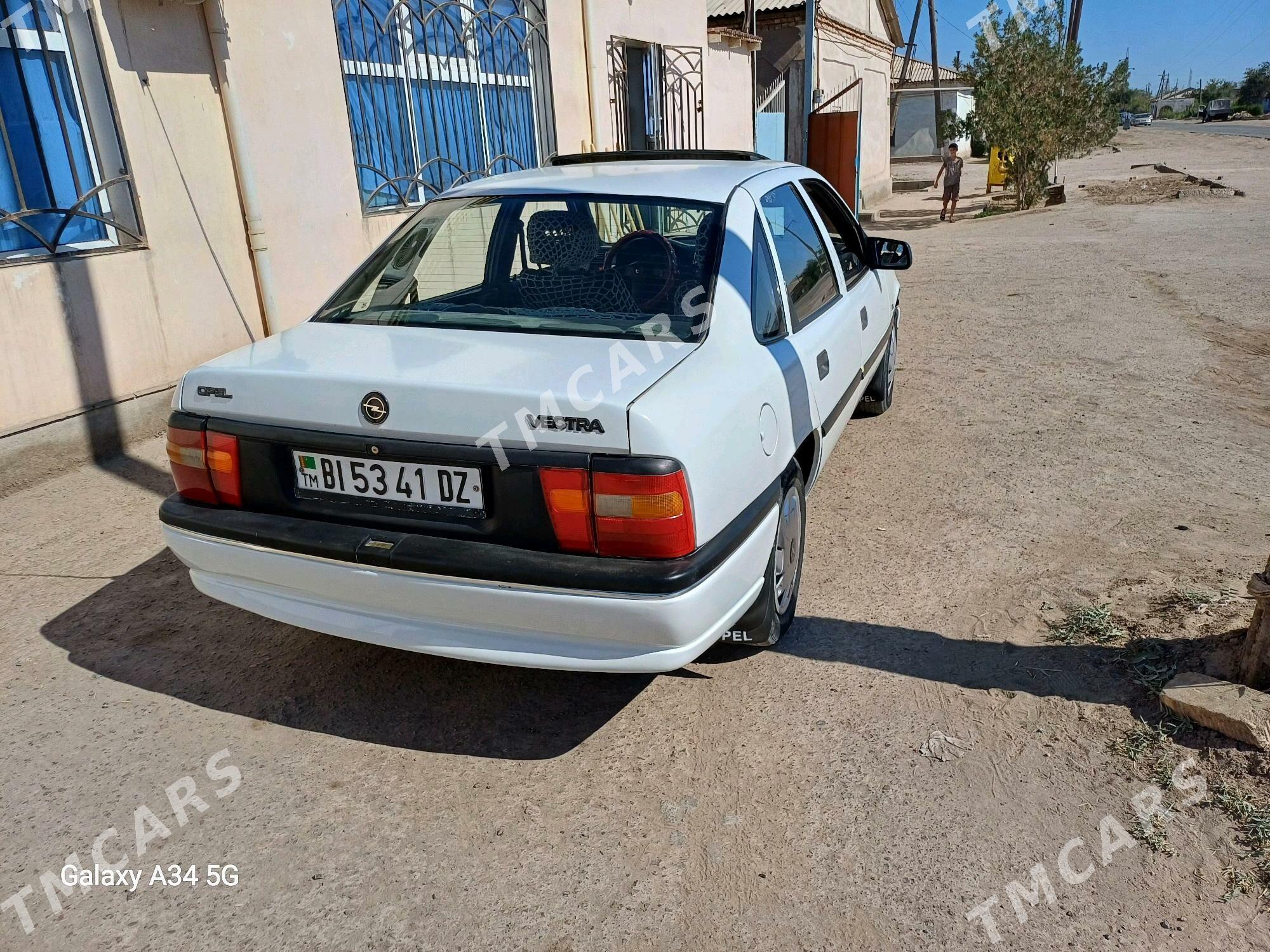 Opel Vectra 1993 - 45 000 TMT - Кёнеургенч - img 3