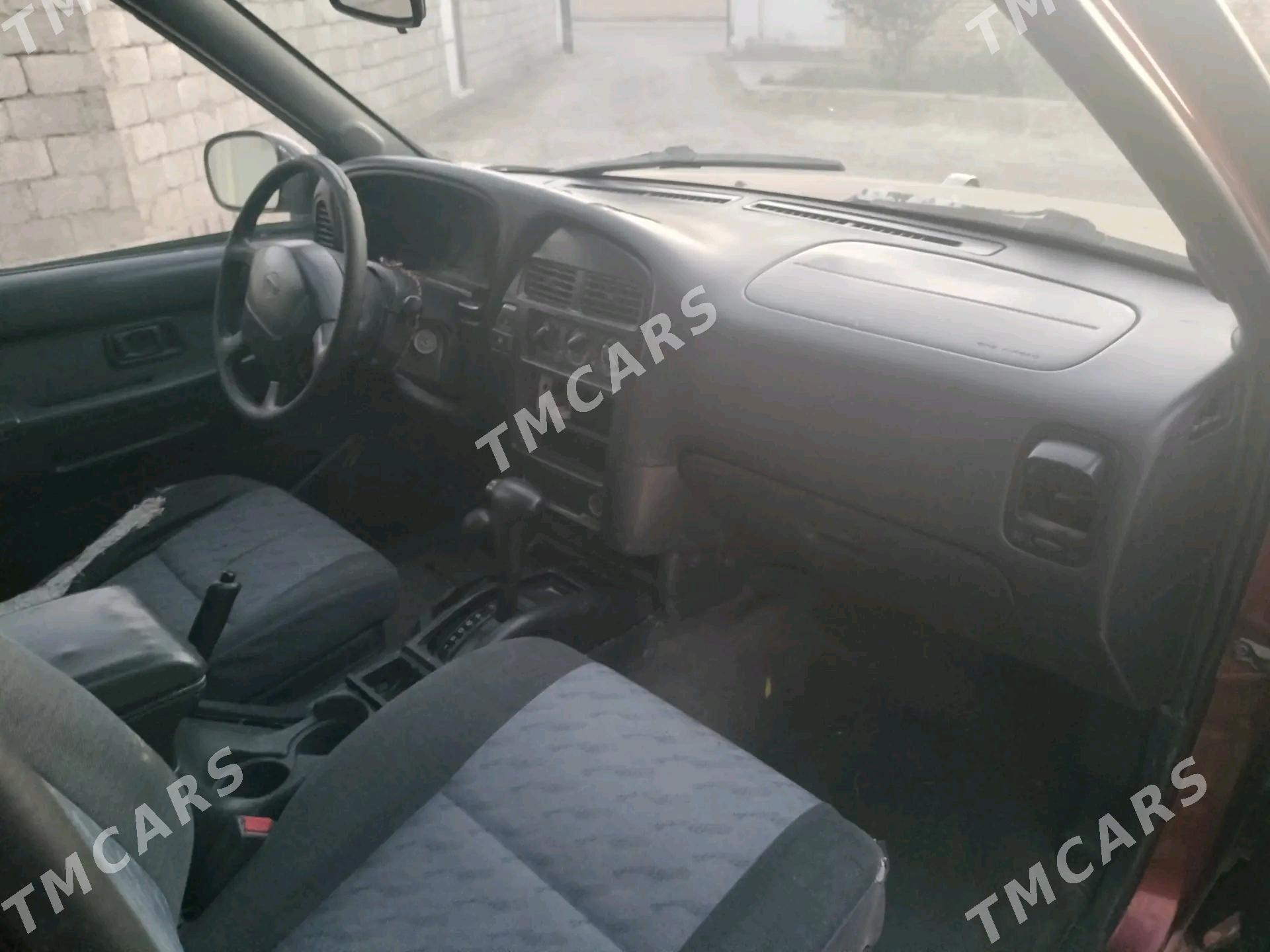 Nissan Pathfinder 1997 - 40 000 TMT - Мургап - img 3