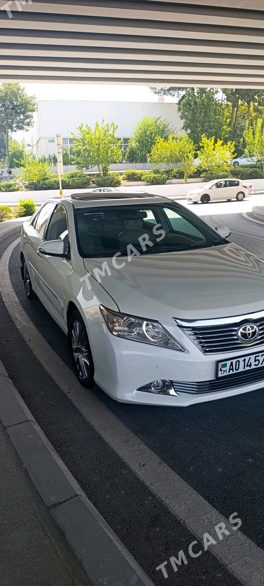 Toyota Camry 2012 - 235 000 TMT - Багир - img 3
