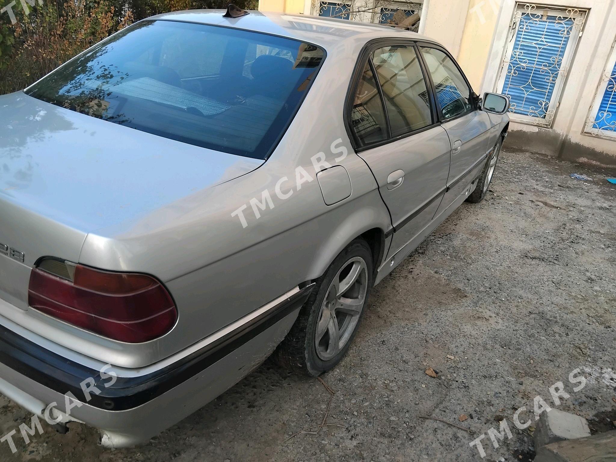 BMW 730 1996 - 41 000 TMT - Туркменабат - img 3
