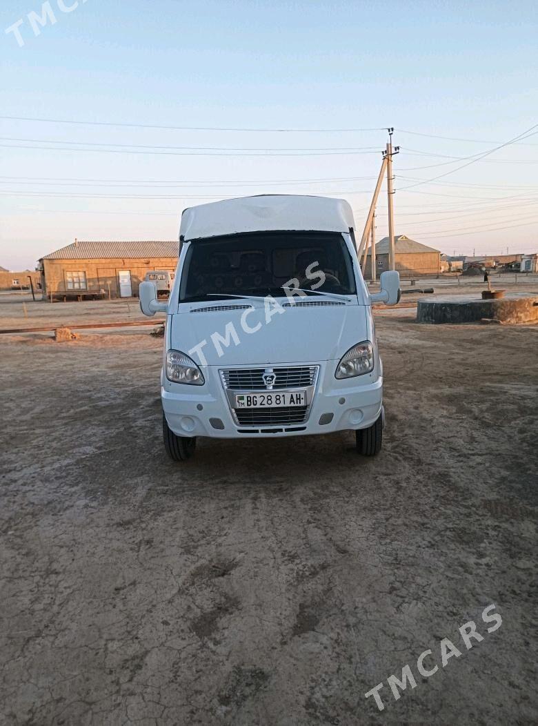 Gaz Gazel 2015 - 175 000 TMT - Ak bugdaý etraby - img 3
