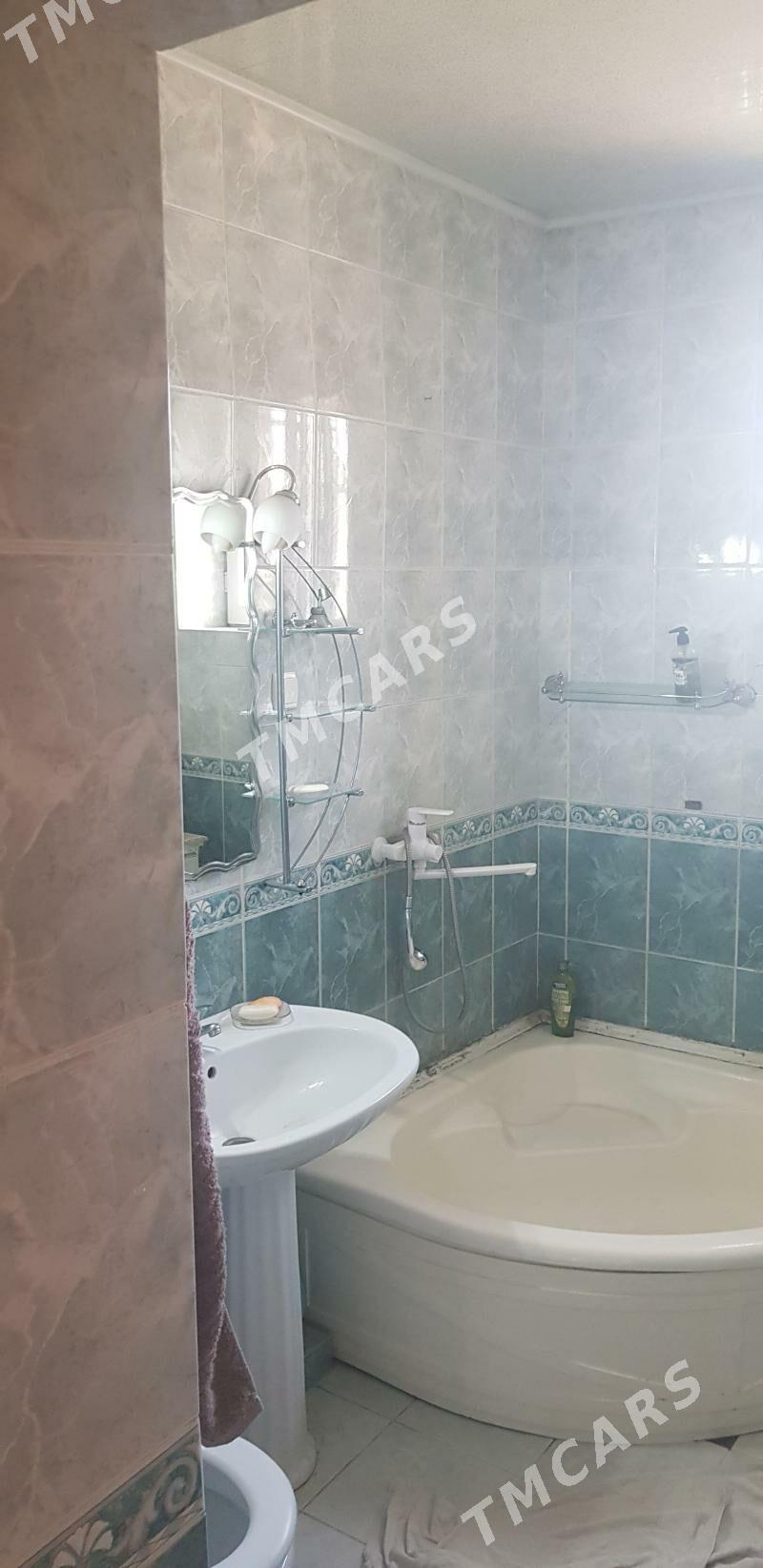 10 МКР 2 КОМ 2 ЭТ 4500 МАНАТ - Aşgabat - img 9