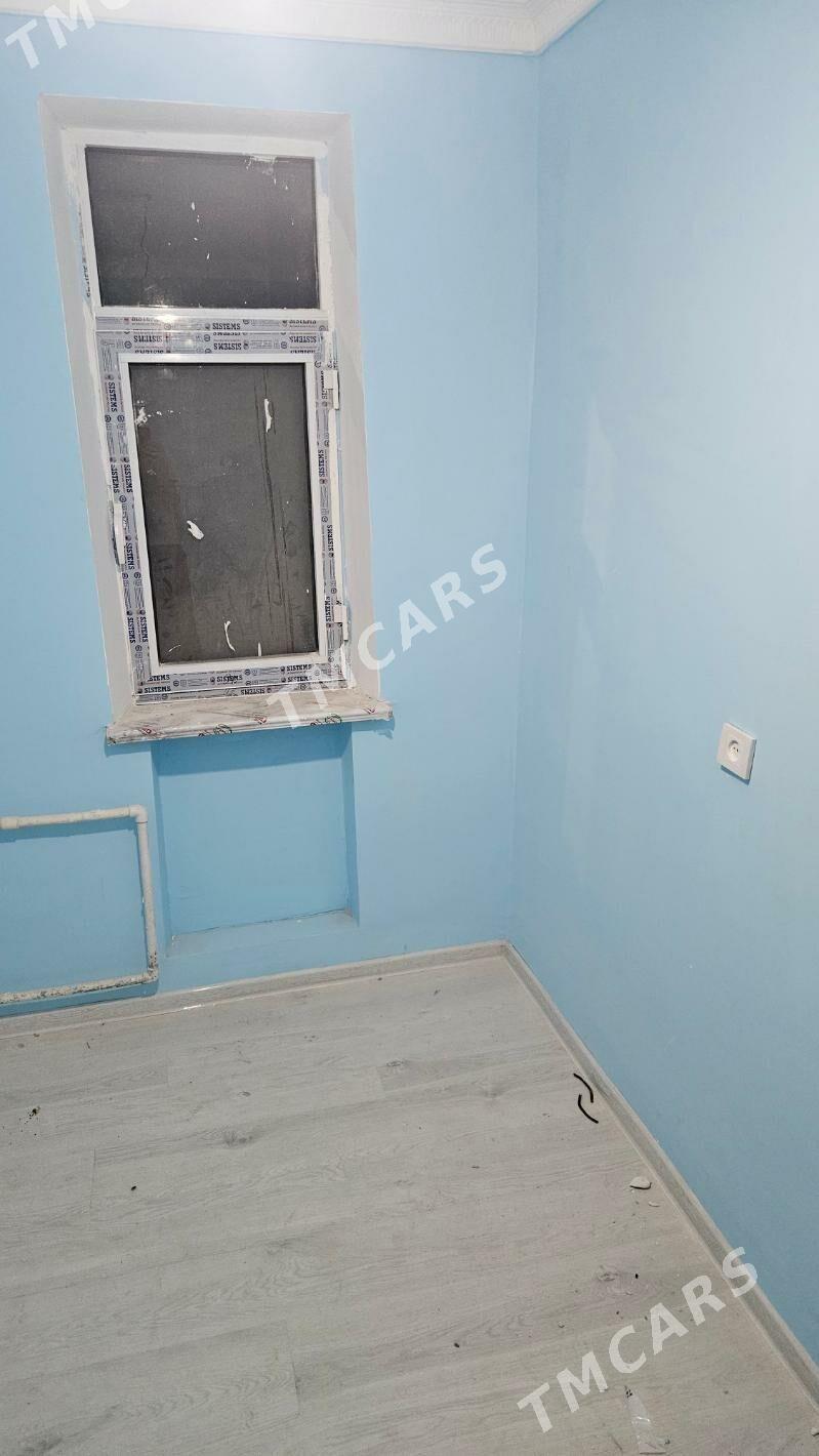 продаю 4ком 1этаж - Türkmenabat - img 2
