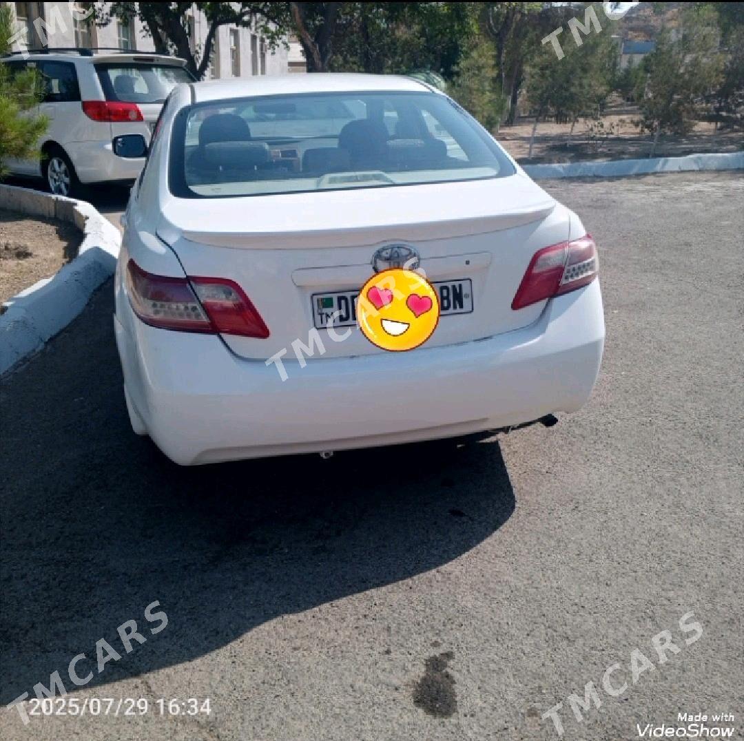 Toyota Camry 2010 - 129 000 TMT - Туркменбаши - img 2