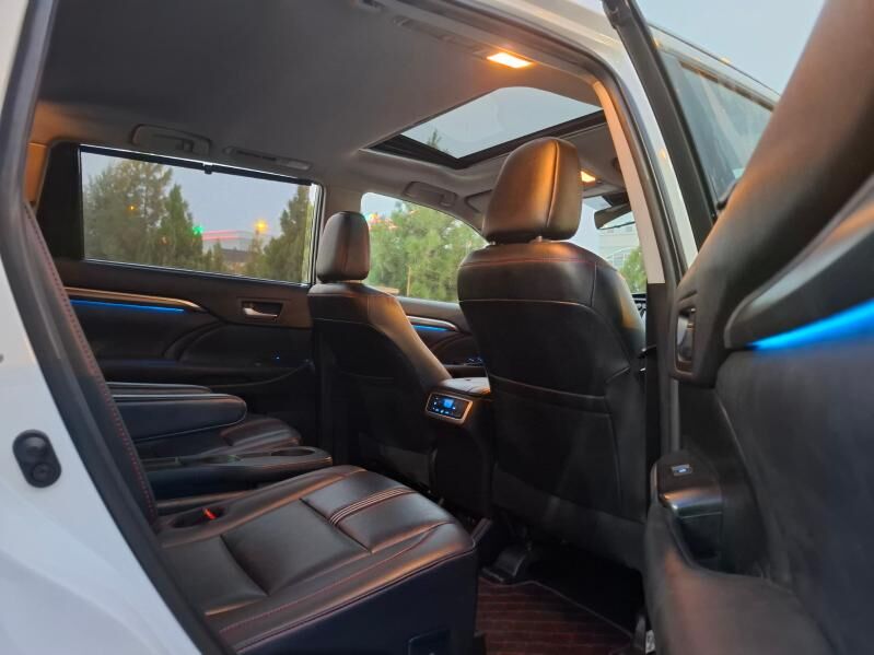 Toyota Highlander 2019 - 448 000 TMT - Aşgabat - img 10