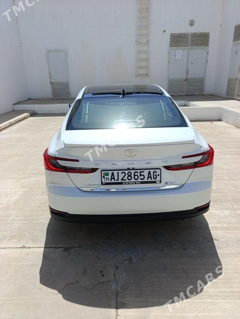 Toyota Camry 2024 - 749 000 TMT - Aşgabat - img 3