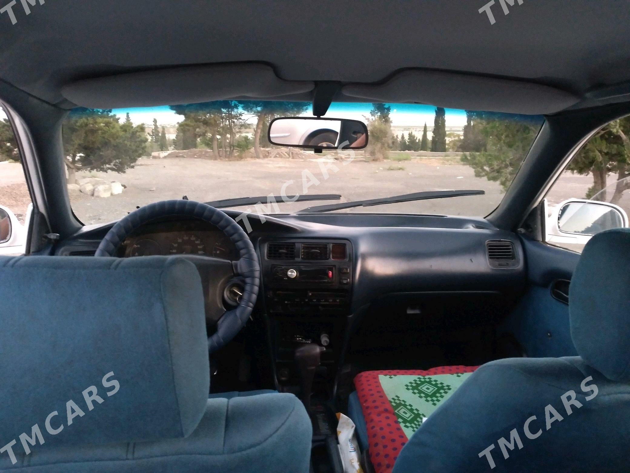 Toyota Corolla 1996 - 48 000 TMT - Balkanabat - img 3
