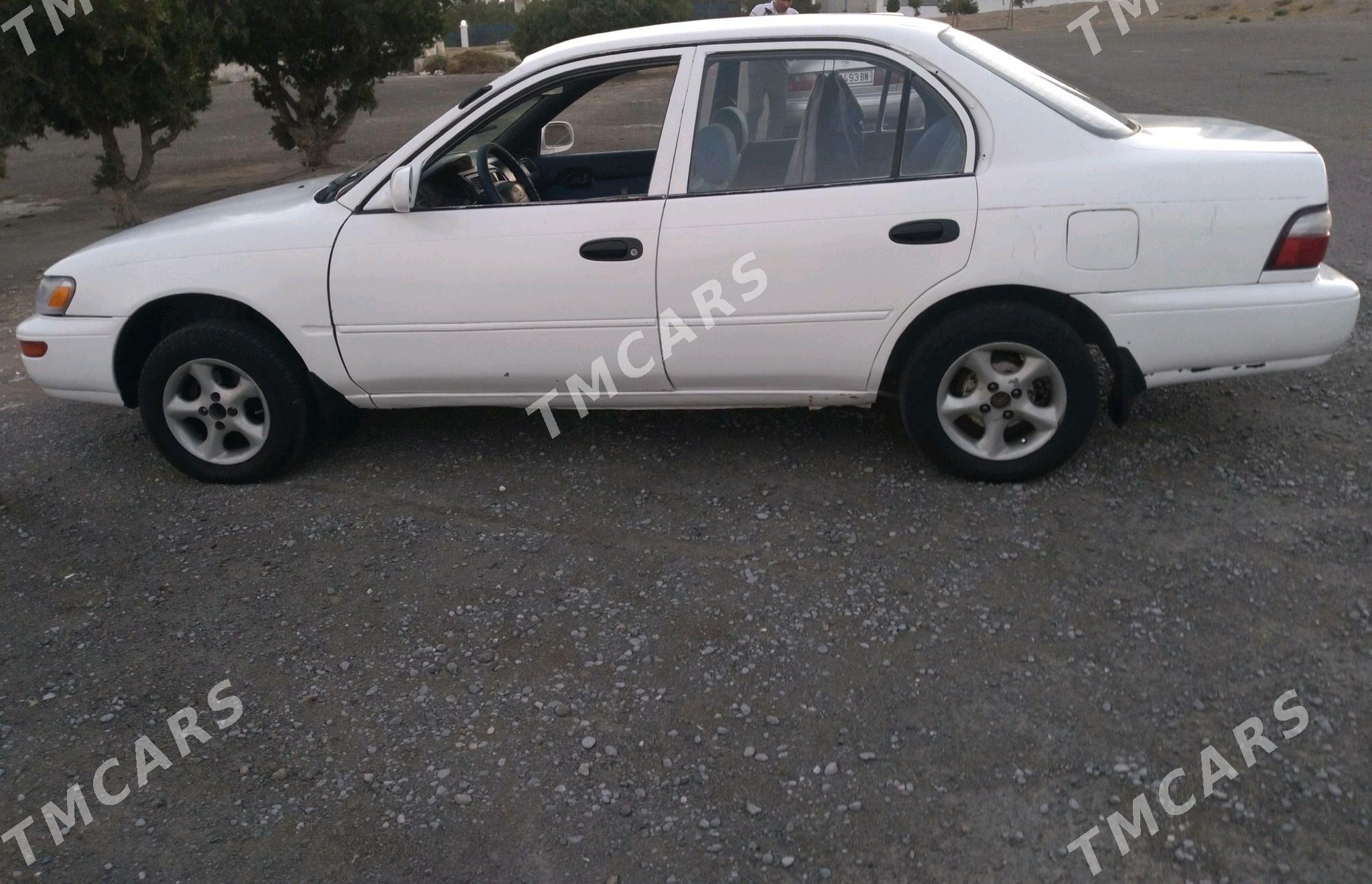 Toyota Corolla 1996 - 48 000 TMT - Balkanabat - img 2