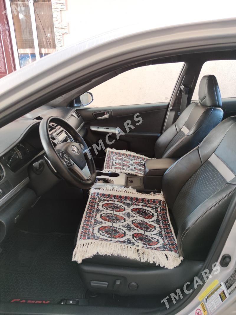 Toyota Camry 2013 - 232 000 TMT - Мары - img 7