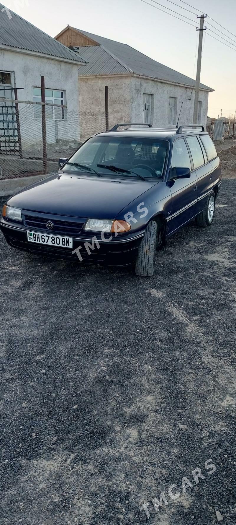 Opel Astra 1993 - 47 000 TMT - Джебел - img 4