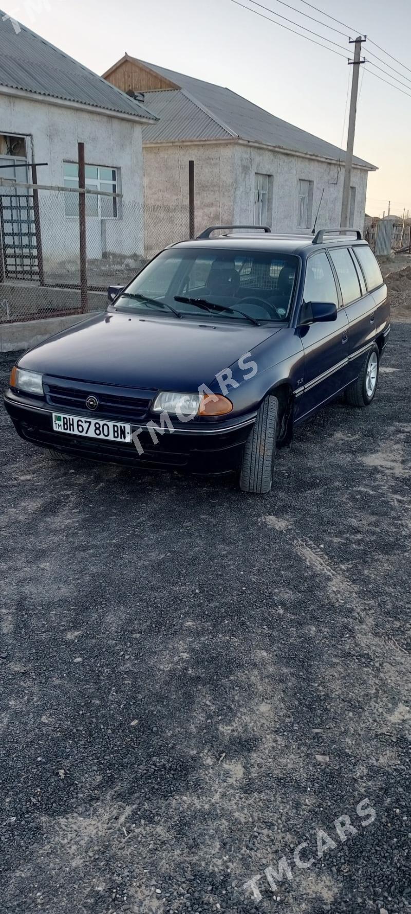 Opel Astra 1993 - 47 000 TMT - Джебел - img 2