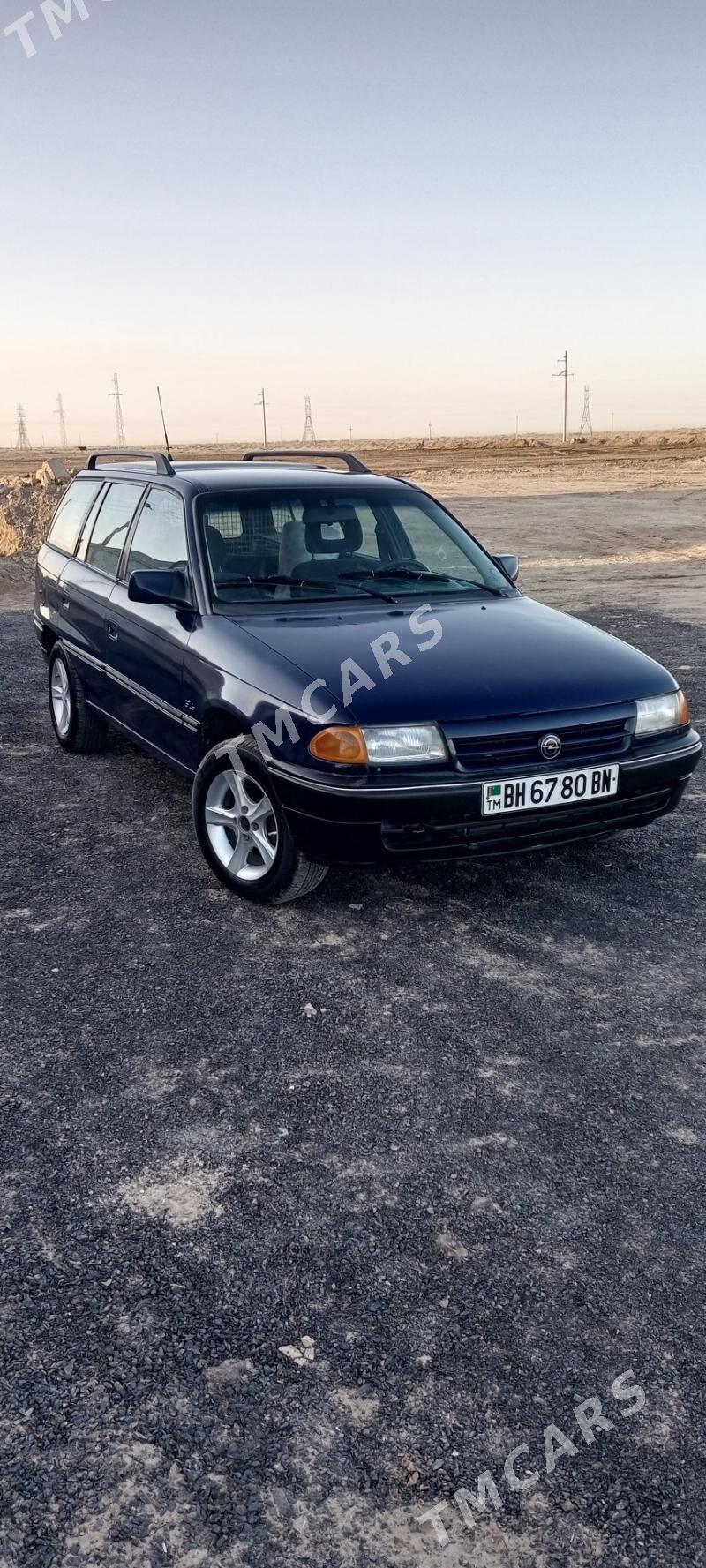Opel Astra 1993 - 47 000 TMT - Джебел - img 3
