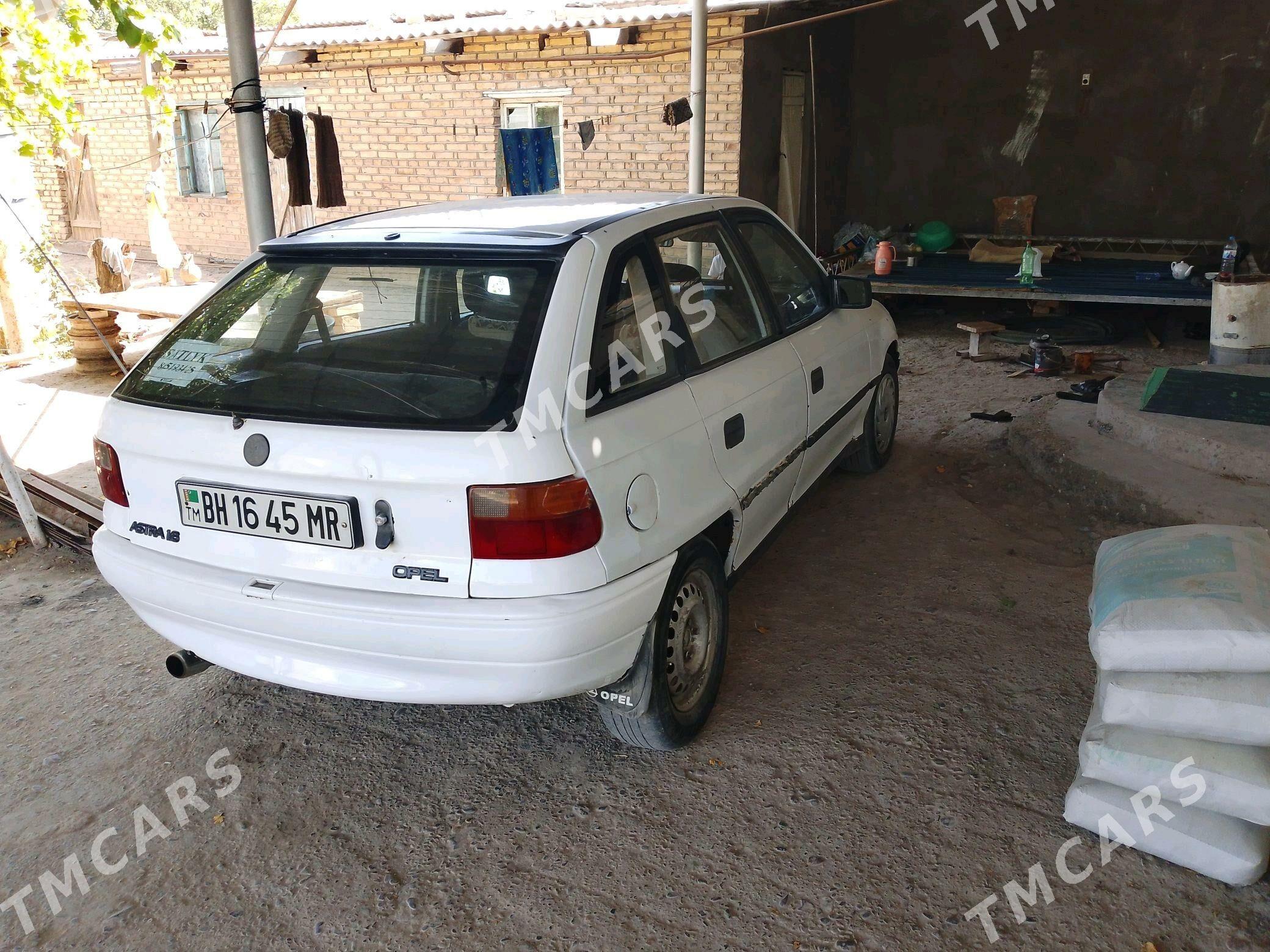 Opel Astra 1993 - 21 000 TMT - Мары - img 2