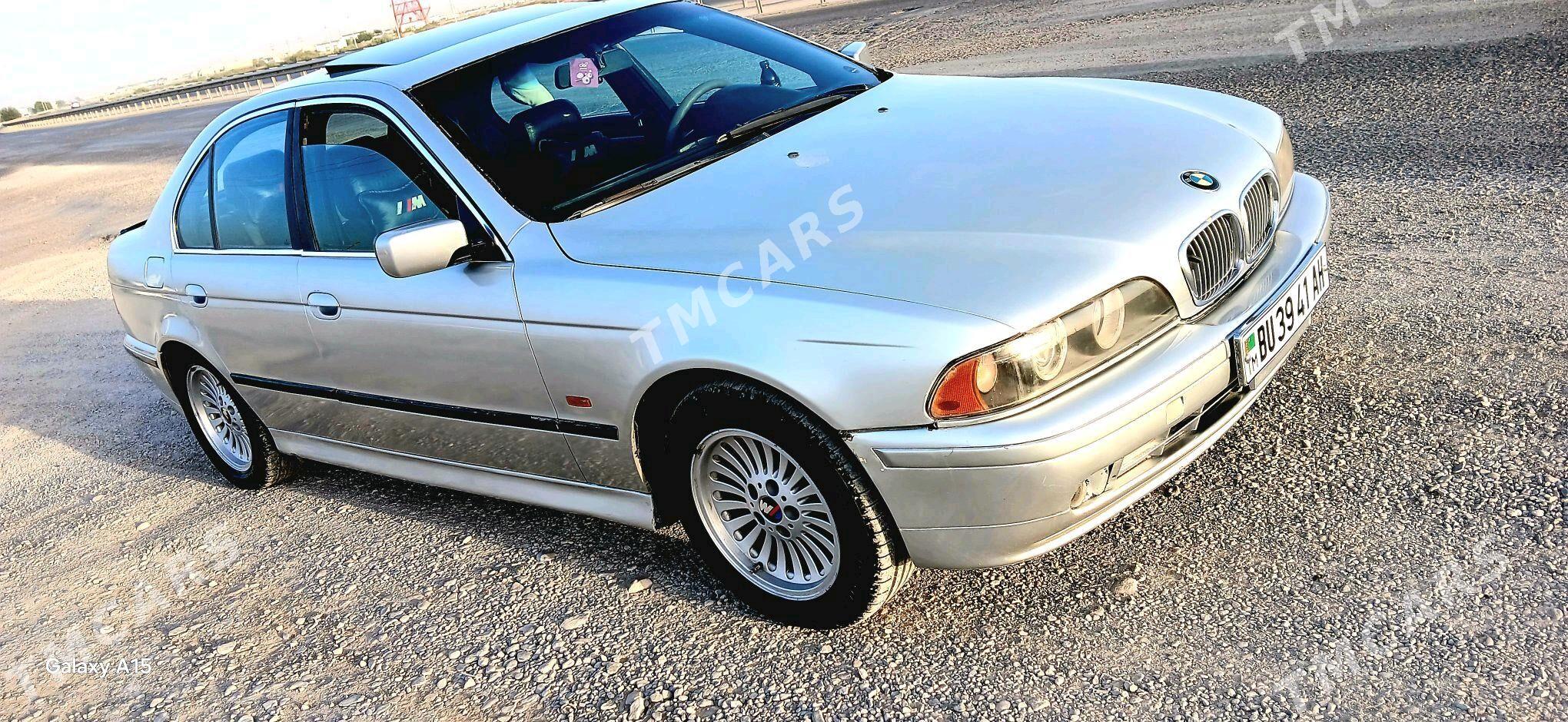 BMW E39 1999 - 75 000 TMT - Kaka - img 2