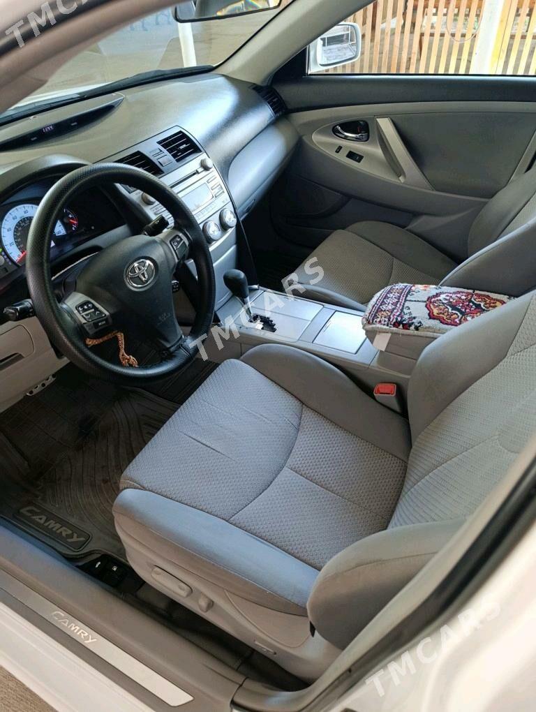 Toyota Camry 2011 - 210 000 TMT - Baýramaly - img 8