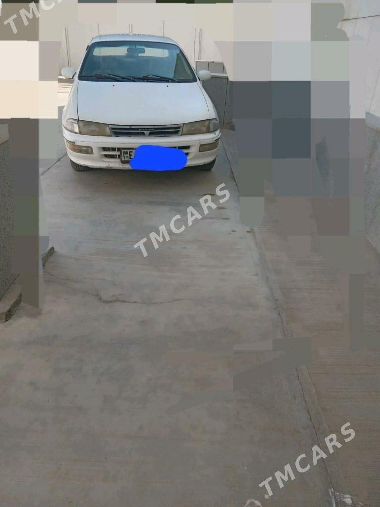 Toyota Carina 1995 - 38 000 TMT - Ёлётен - img 3