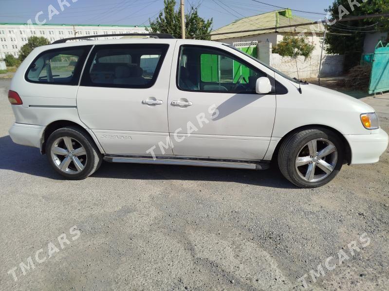 Toyota Sienna 2002 - 155 000 TMT - Кëши - img 3