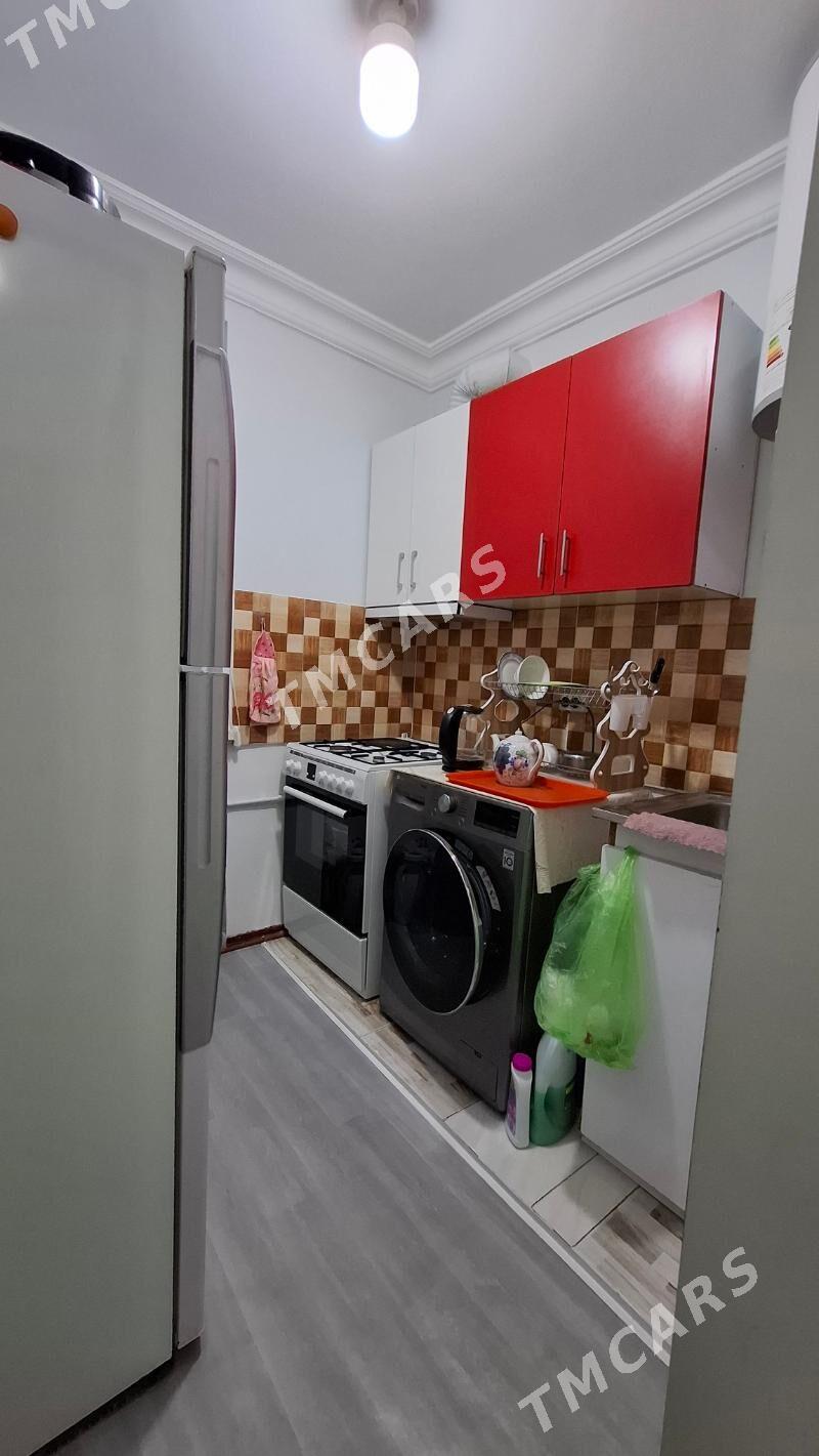 30 mkr 3/3 etaj.     1w2 kom - Ашхабад - img 2