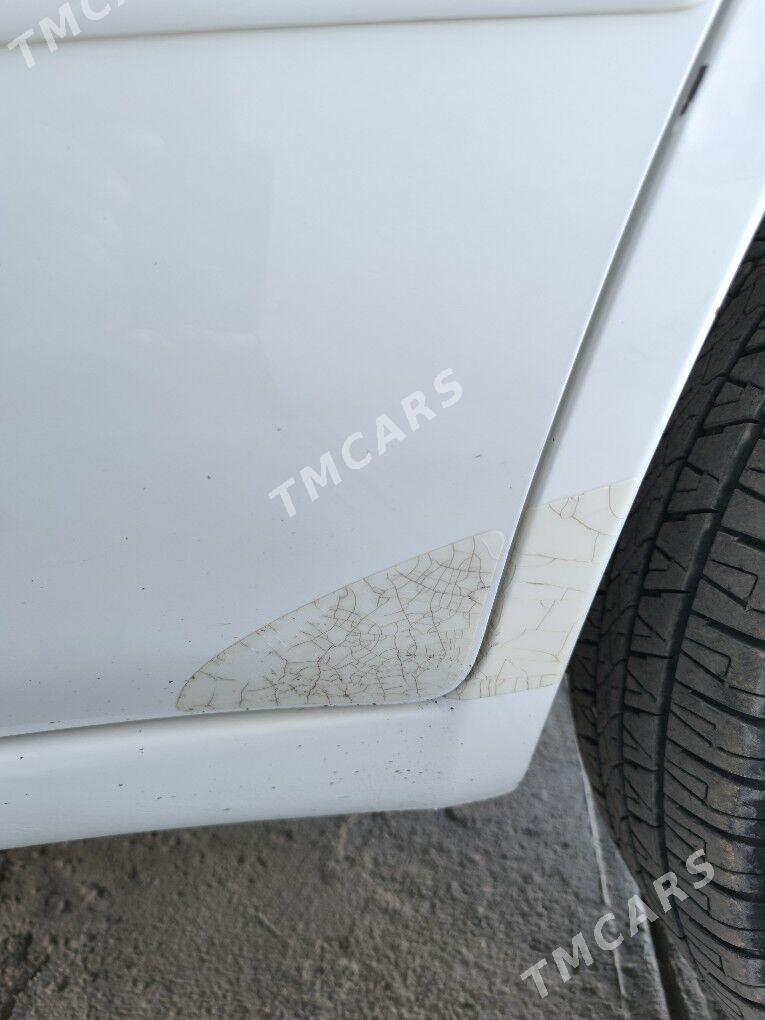 Toyota Highlander 2003 - 240 000 TMT - Türkmenbaşy etr. - img 2