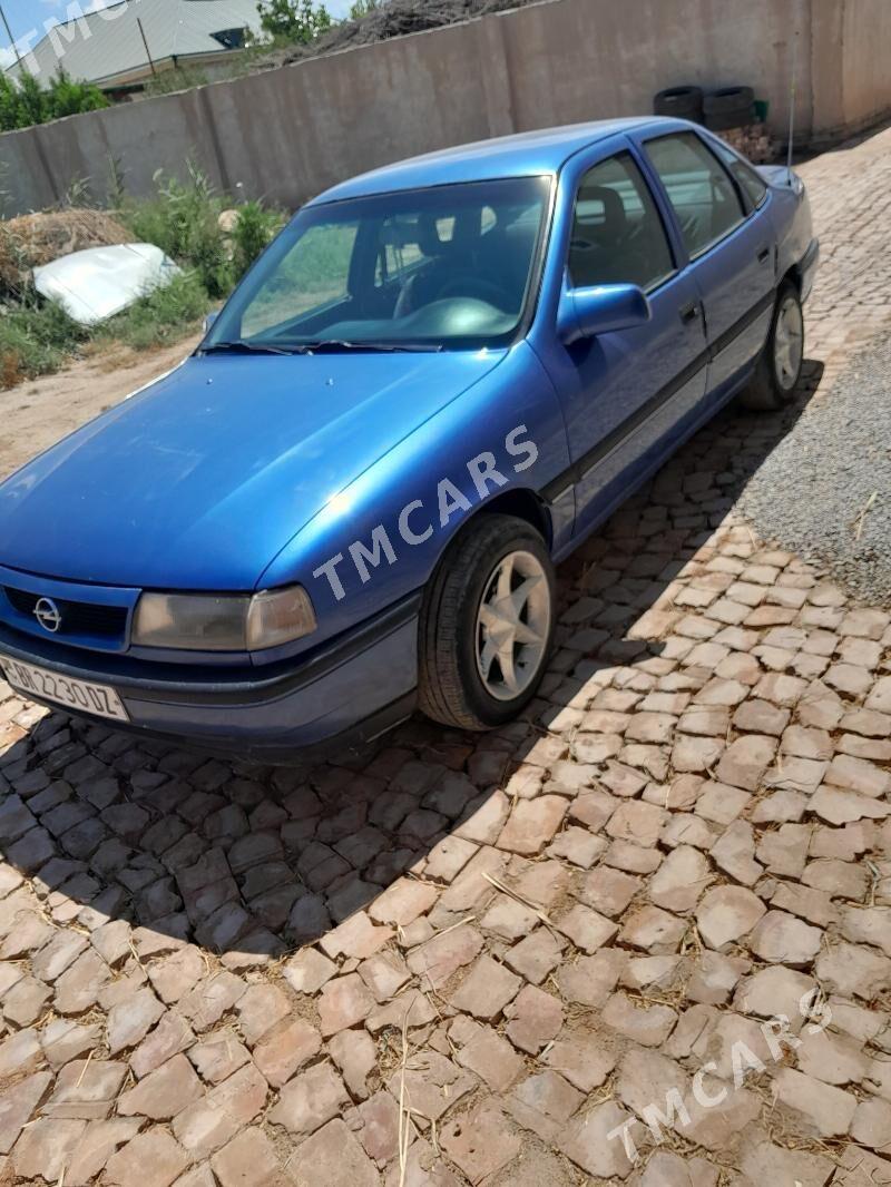 Opel Vectra 1993 - 33 000 TMT - Гурбансолтан Едже - img 3