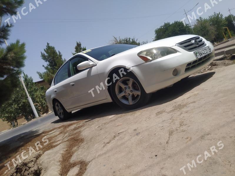 Nissan Altima 2002 - 70 000 TMT - Туркменабат - img 2