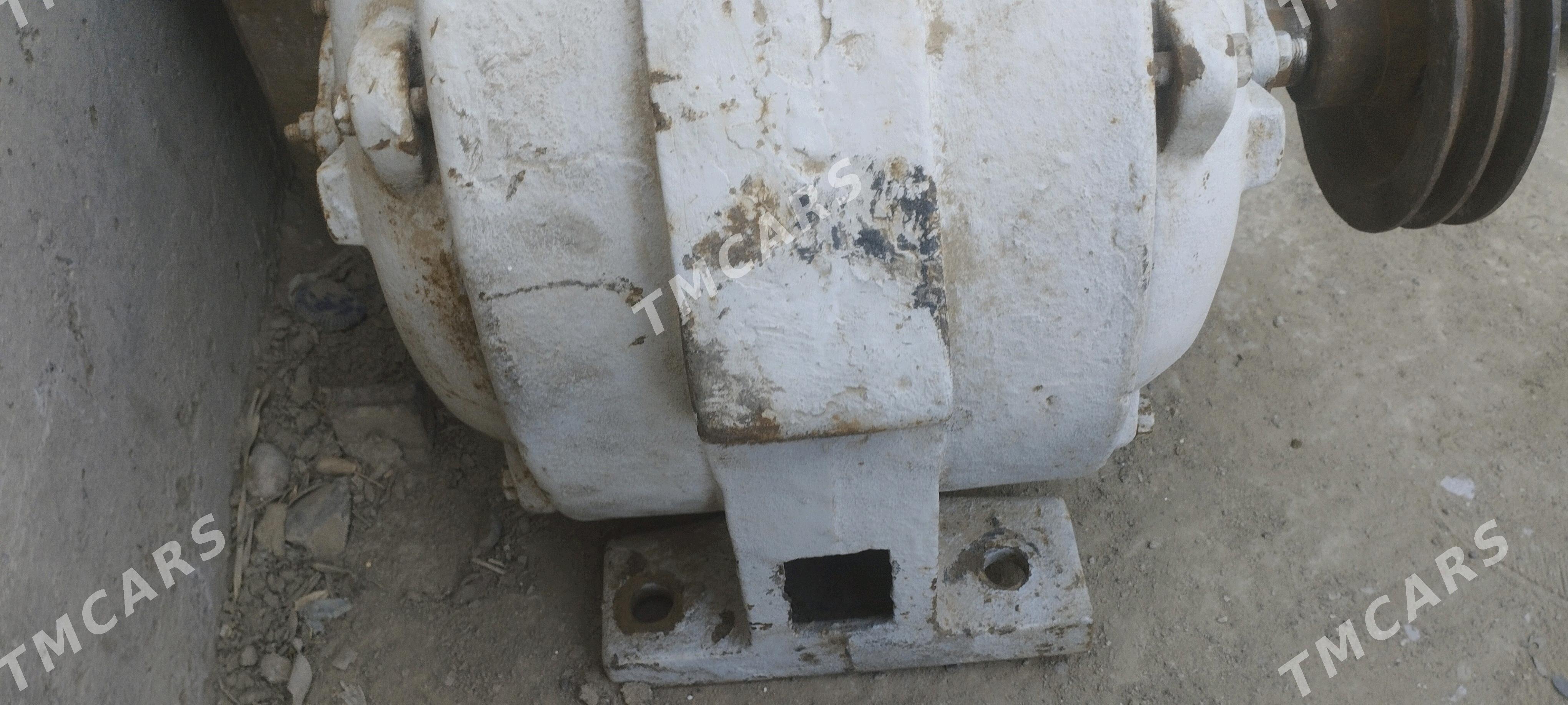 GENERATOR 5.5 kw 1500 abarot - Сакарчага - img 2
