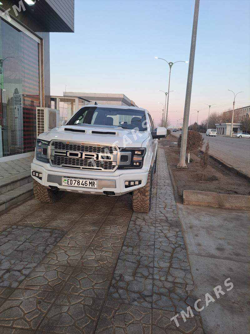 Ford F-150 2019 - 450 000 TMT - Baýramaly - img 4