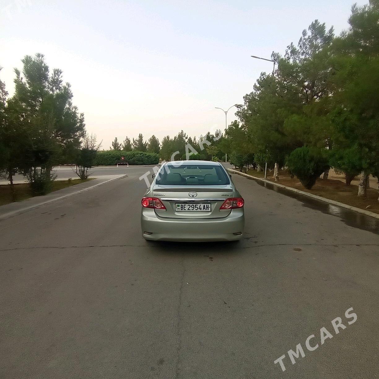 Toyota Corolla 2013 - 148 000 TMT - Бахарден - img 6