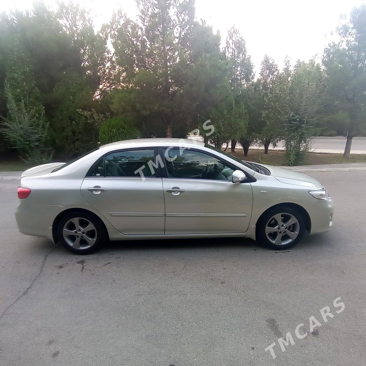 Toyota Corolla 2013 - 148 000 TMT - Бахарден - img 9