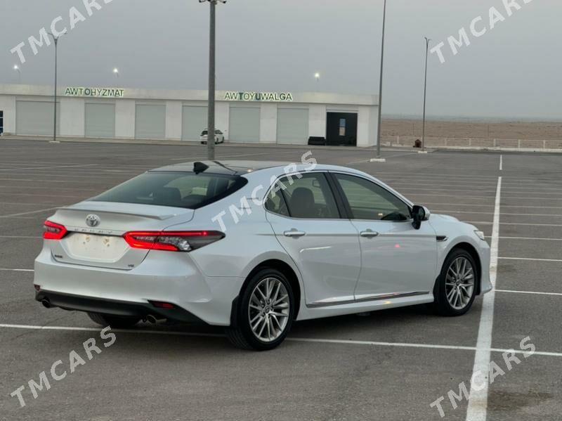 Toyota Camry 2022 - 645 000 TMT - Ашхабад - img 3