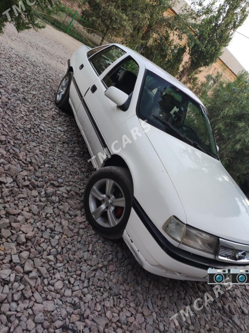 Opel Vectra 1992 - 50 000 TMT - Губадаг - img 2